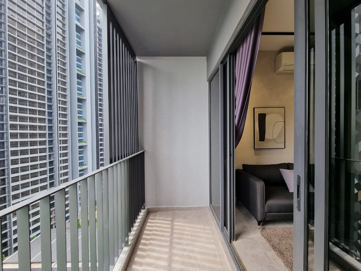 Millerz Square Condo 9/12